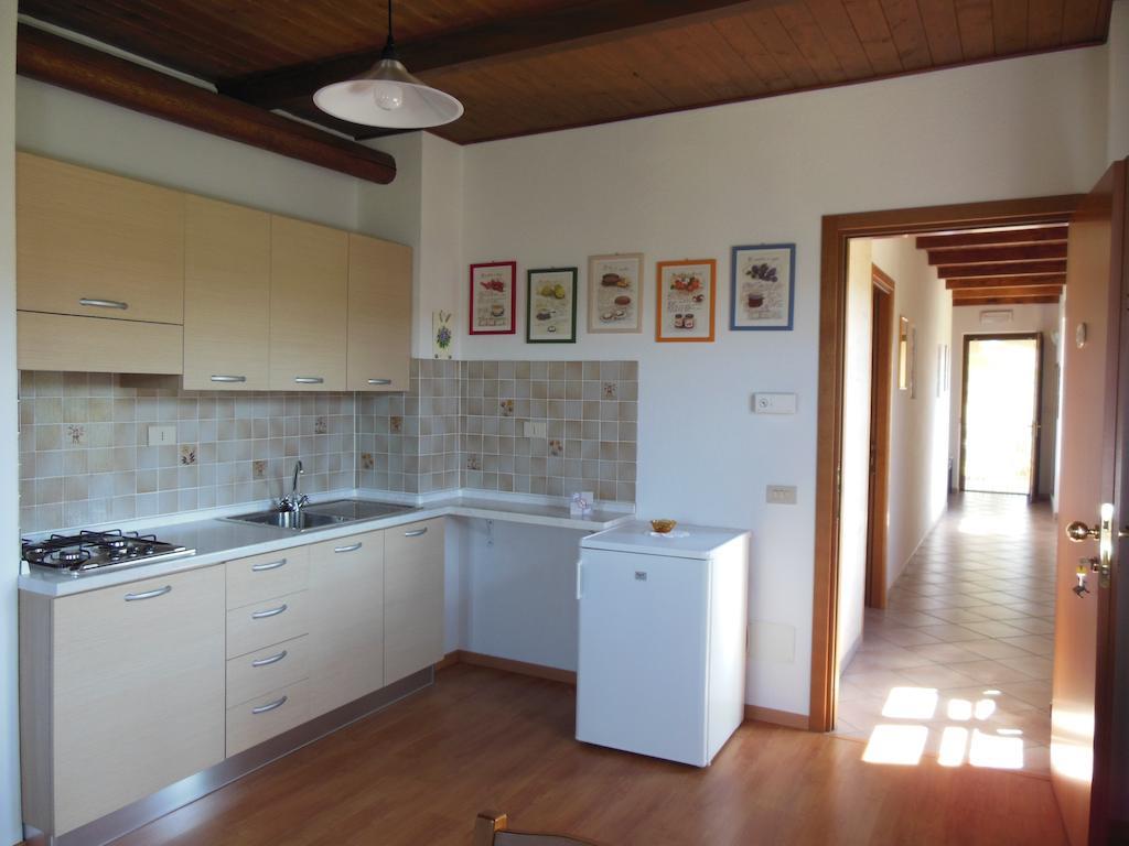 Agriturismo Affittacamere Barbarossa Dogliani Værelse billede
