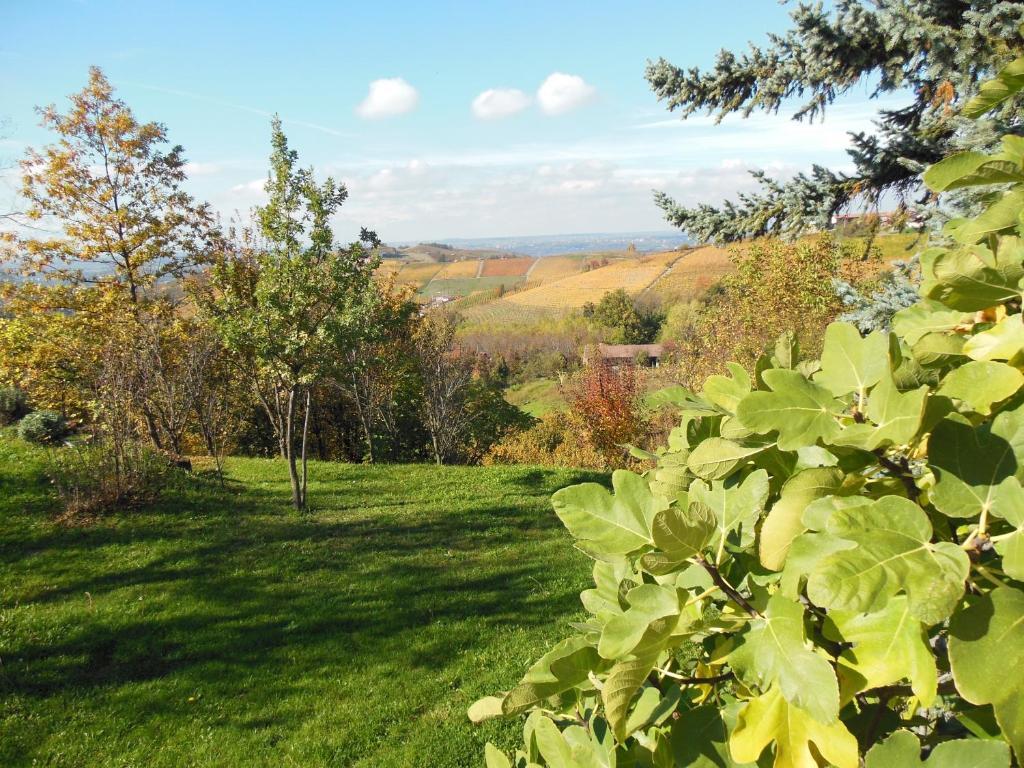 Agriturismo Affittacamere Barbarossa Dogliani Eksteriør billede