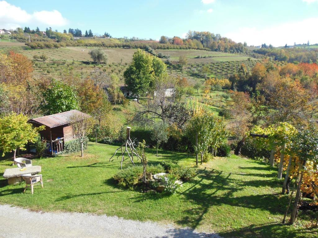 Agriturismo Affittacamere Barbarossa Dogliani Eksteriør billede